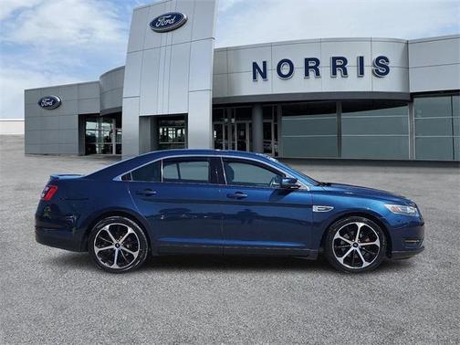 2016 Ford Taurus SEL