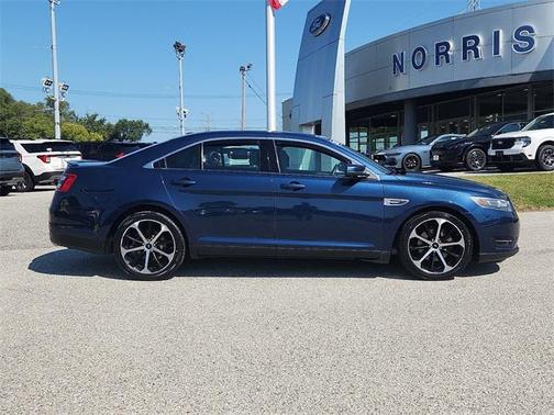 2016 Ford Taurus SEL