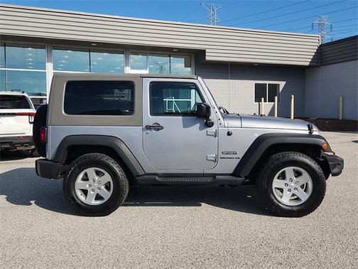 2016 Jeep Wrangler Sport