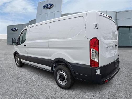 2025 Ford Transit-150 