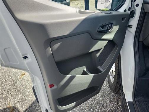 2025 Ford Transit-250
