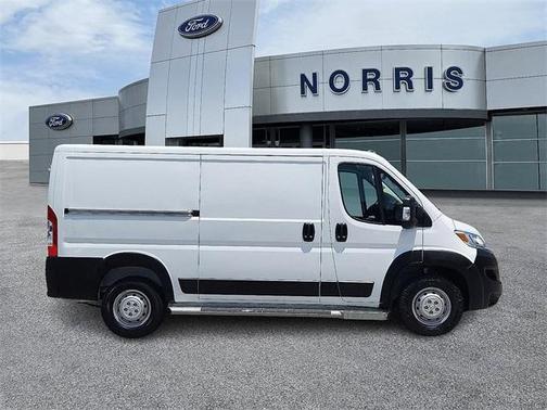 2023 RAM ProMaster 2500 Base