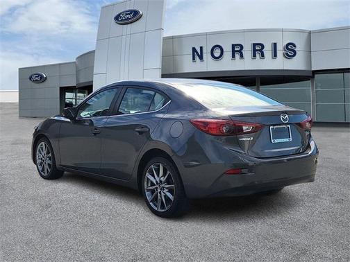 2018 Mazda Mazda3 Touring