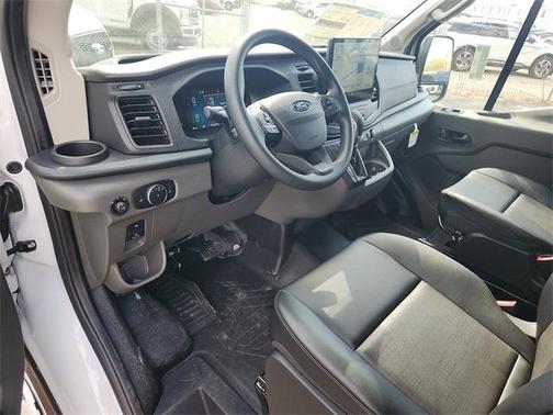 2026 Ford Transit-250