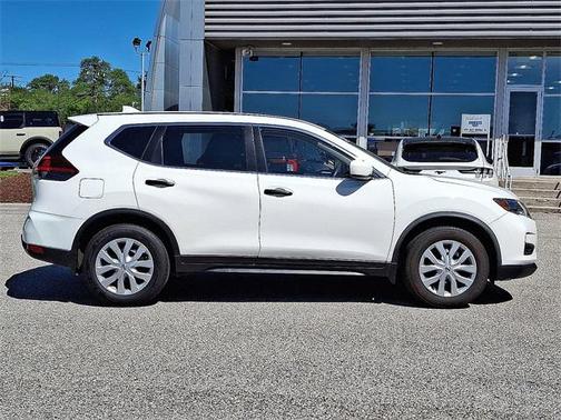 2020 Nissan Rogue S