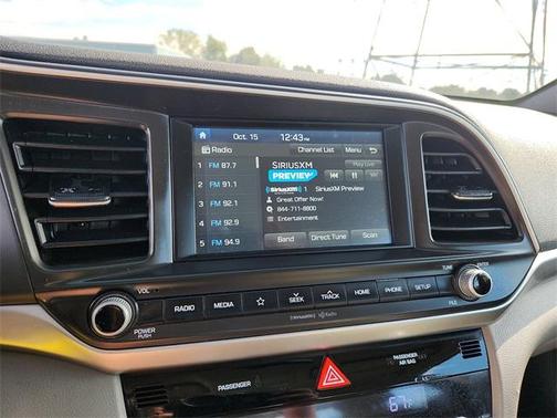 2020 Hyundai ELANTRA SEL