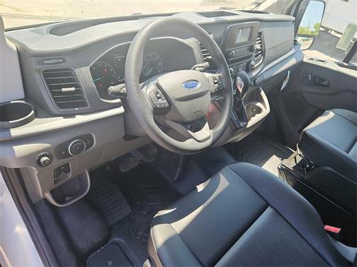2025 Ford Transit-250 148 WB Medium Roof Cargo