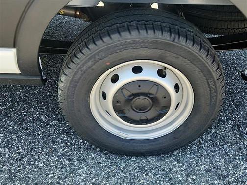 2025 Ford Transit-250 148 WB Medium Roof Cargo