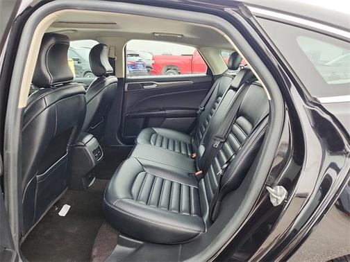 2019 Ford Fusion SEL