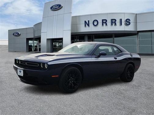 2017 Dodge Challenger SXT