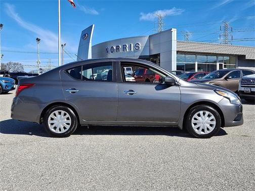 2018 Nissan Versa 1.6 SV