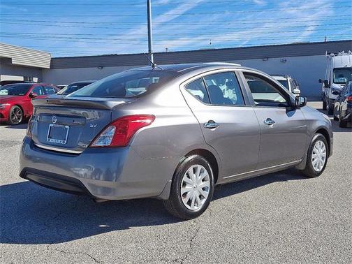 2018 Nissan Versa 1.6 SV