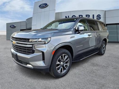 2022 Chevrolet Suburban LT