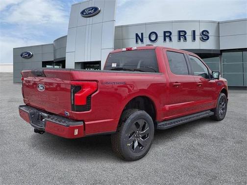 2025 Ford F-150 Lightning Flash