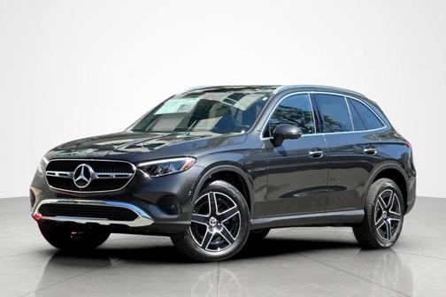 Graphite Gray Metallic 2026 Mercedes-Benz GLC 300 Base