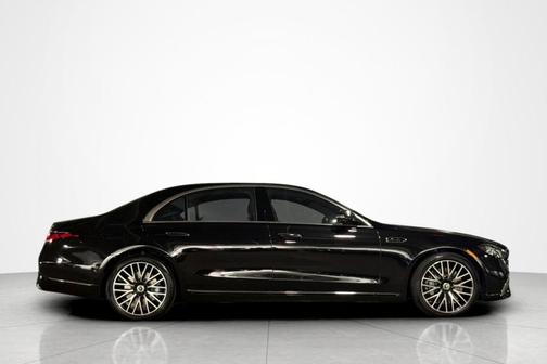 Obsidian Black Metallic 2027 Mercedes-Benz S-Class S 580 4MATIC