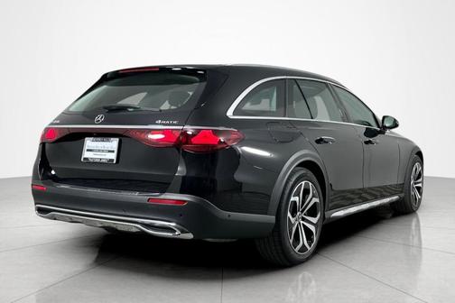 Obsidian Black 2025 Mercedes-Benz E-Class E 450 4MATIC