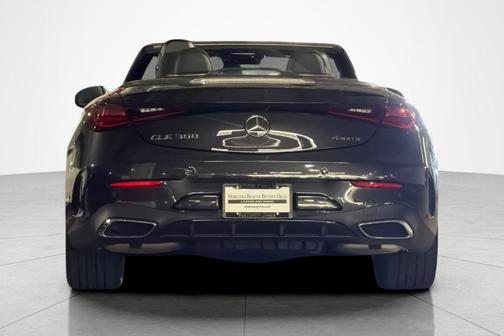 Graphite Gray Metallic 2027 Mercedes-Benz CLE 300 CLE 300 4MATIC