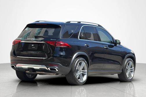 Black 2022 Mercedes-Benz GLE 450 4MATIC