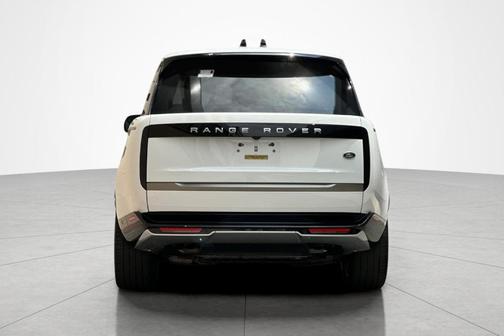 Fuji White 2023 Land Rover Range Rover P530 SE