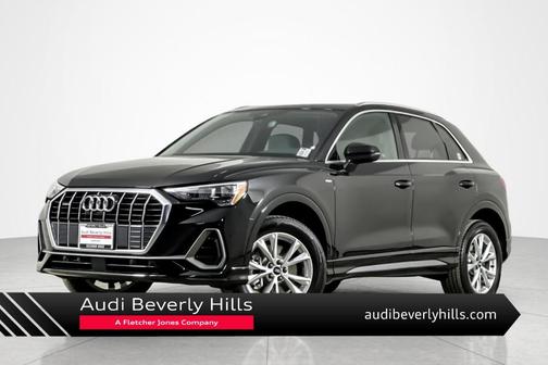 Mythos Black Metallic 2022 Audi Q3 45 S line Premium