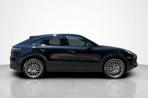 Black 2023 Porsche Cayenne Platinum Edition