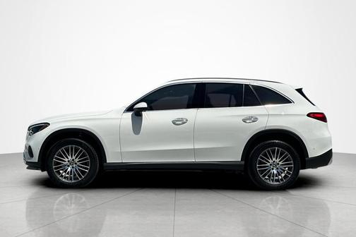Polar White 2026 Mercedes-Benz GLC 300 Base 4MATIC