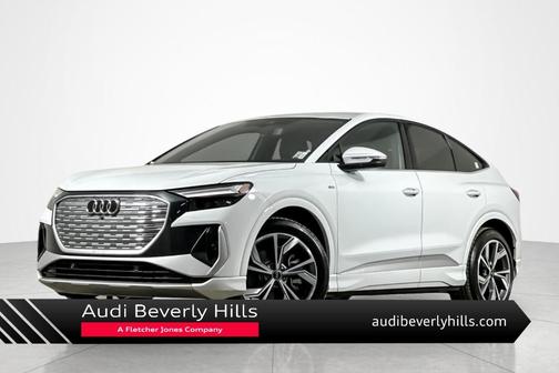 Glacier White Metallic 2025 Audi Q4 e-tron 55 quattro Premium