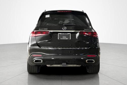Obsidian Black Metallic 2026 Mercedes-Benz GLS 450 4MATIC