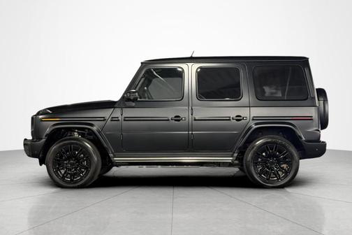 Midnight Black 2027 Mercedes-Benz G-Class 580E
