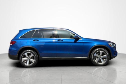 Blue 2022 Mercedes-Benz GLC 300 Base