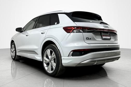 Glacier White Metallic 2023 Audi Q4 e-tron 50 Premium