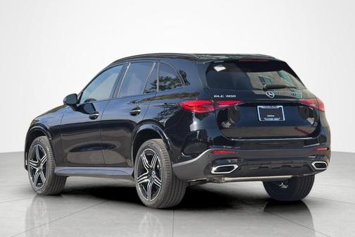 Black 2026 Mercedes-Benz GLC 300 Base
