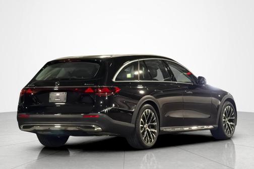 Obsidian Black 2026 Mercedes-Benz E-Class E 450 4MATIC