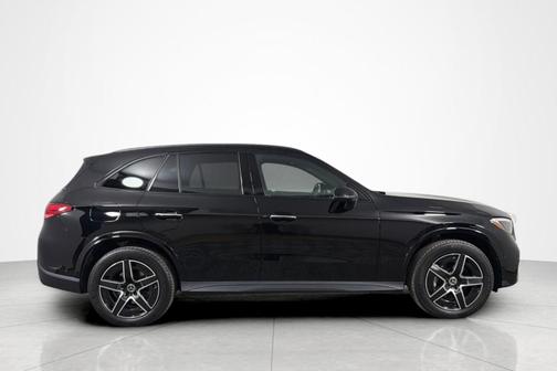 2023 Mercedes-Benz GLC 300 Base