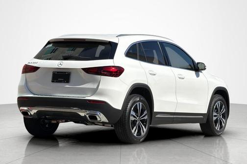 Polar White 2026 Mercedes-Benz GLA 250 Base