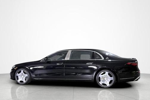 Obsidian Black Metallic 2026 Mercedes-Benz Maybach S 580 4MATIC