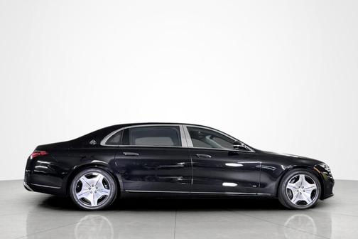 Obsidian Black Metallic 2026 Mercedes-Benz Maybach S 580 4MATIC
