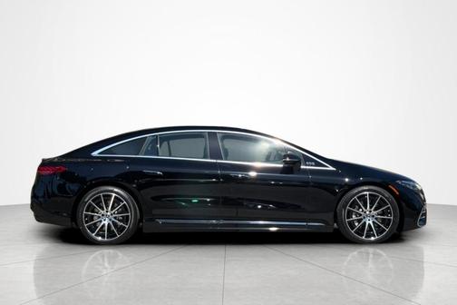 Black 2026 Mercedes-Benz EQS 450 Base 4MATIC