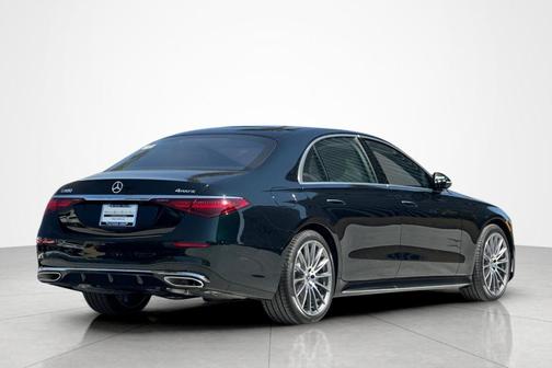 Emerald Green Metallic 2026 Mercedes-Benz S-Class Base