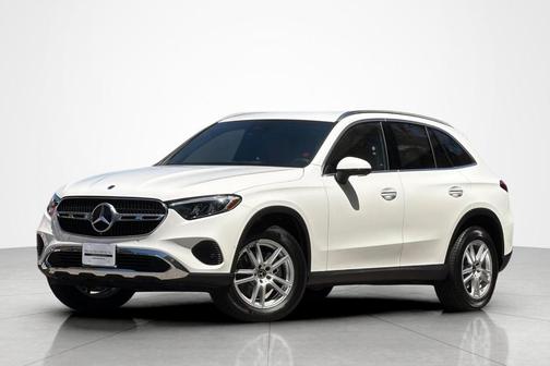 Polar White 2026 Mercedes-Benz GLC 300 Base