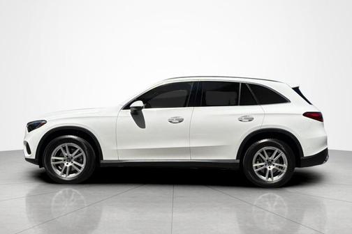 Polar White 2026 Mercedes-Benz GLC 300 Base
