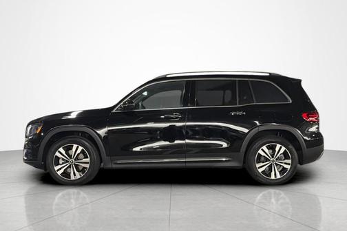 Midnight Black 2026 Mercedes-Benz GLB 250 Base
