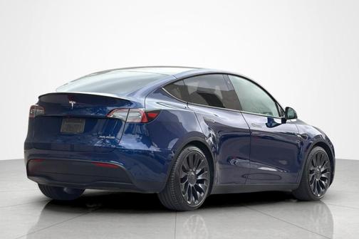 Blue 2022 Tesla Model Y Performance
