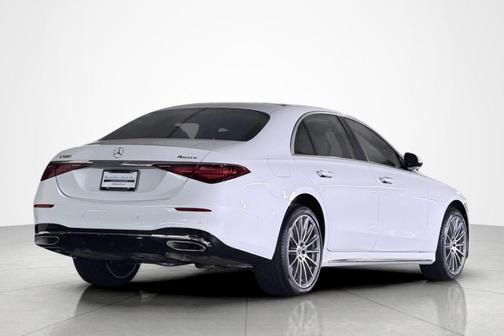 MANUFAKTUR Moonlight White Metallic 2026 Mercedes-Benz S-Class Base