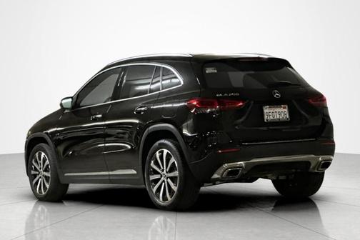 Black 2023 Mercedes-Benz GLA 250 Base