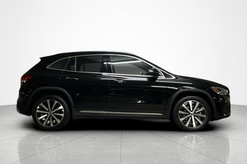 Black 2023 Mercedes-Benz GLA 250 Base