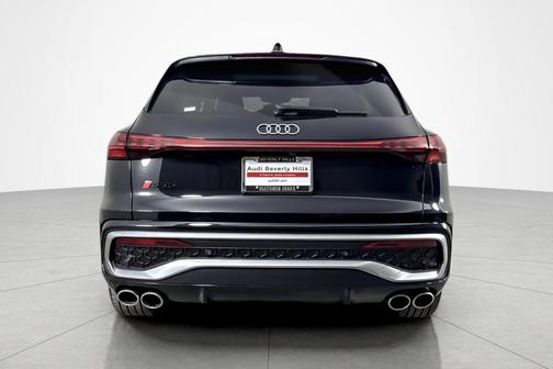 Mythos Black Metallic 2025 Audi SQ5 3.0T quattro Premium