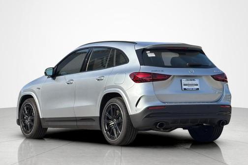 Cirrus Silver Metallic 2026 Mercedes-Benz AMG GLA 35 Base