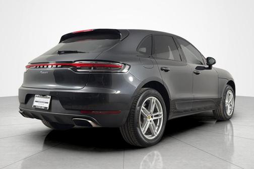 Volcano Grey Metallic 2020 Porsche Macan Base